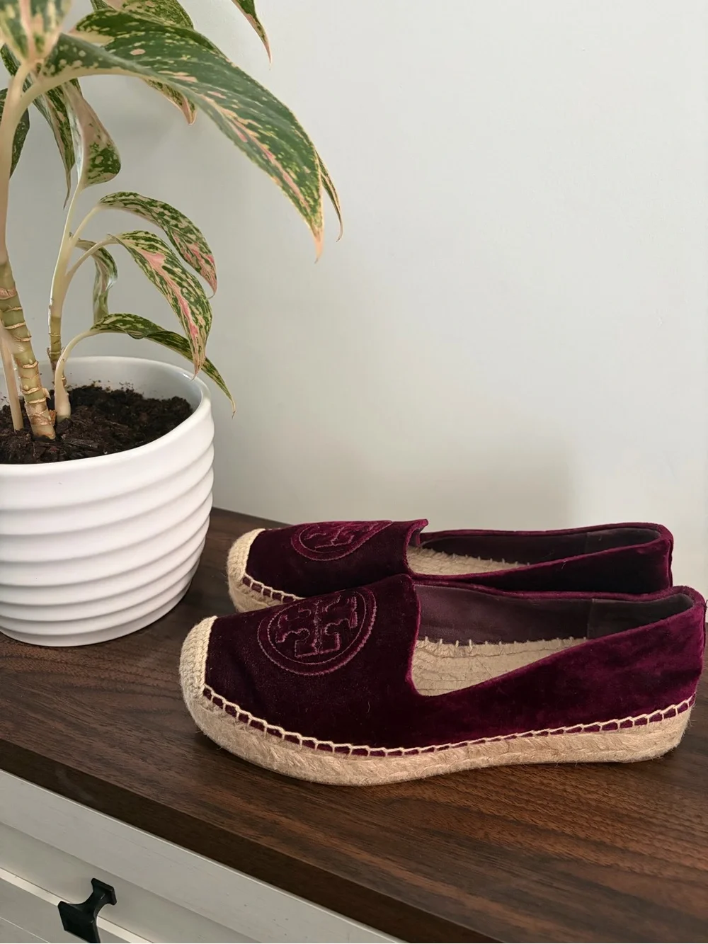 Tory Burch Burgundy Velvet Espadrille Platform Flats 6.5